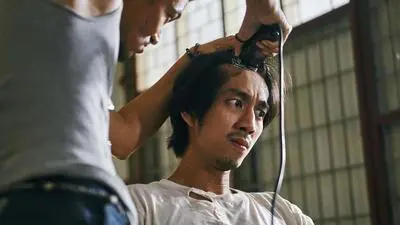 วัยหนุ่ม 2544_backdropimg