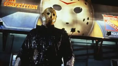 13. Cuma: Jason Manhattan'da_backdropimg