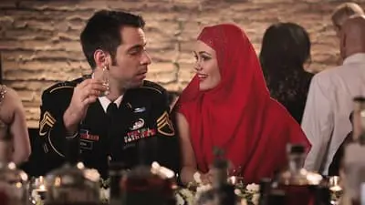 Amira & Sam_backdropimg