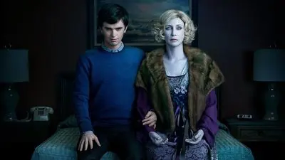 Bates Motel_backdropimg