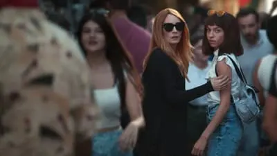 Biz Kimden Kaçıyorduk Anne?_backdropimg