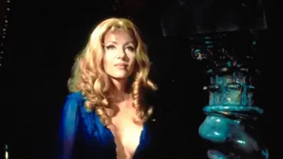 Countess Dracula_backdropimg