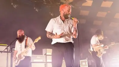 Don't Go Gentle: A Film About IDLES_backdropimg