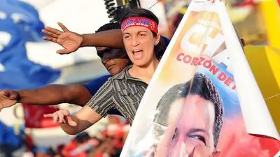 El país roto_backdropimg
