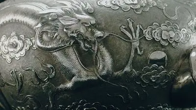 Empires of Silver_backdropimg