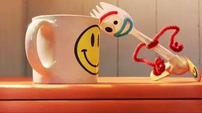 Forky Asks a Question: What Is a Friend?_backdropimg