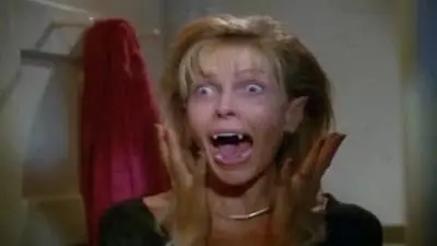 My Mom's a Werewolf_backdropimg