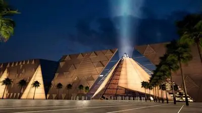 Relics of Egypt Exploring The Largest Museum in The World_backdropimg