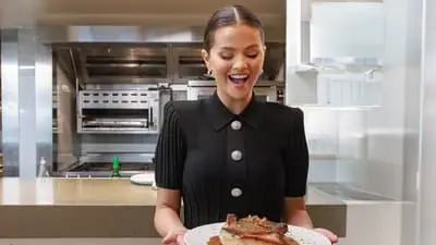 Selena + Restaurant_backdropimg