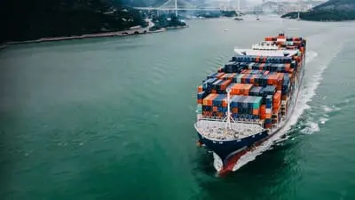Shipping the World_backdropimg