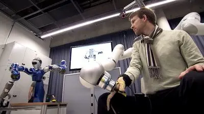 Space Robot Revolution_backdropimg