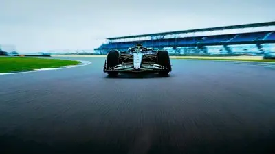 The Seat_backdropimg