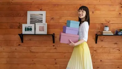Tidying Up with Marie Kondo_backdropimg