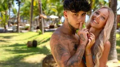 Too Hot to Handle: Germany_backdropimg