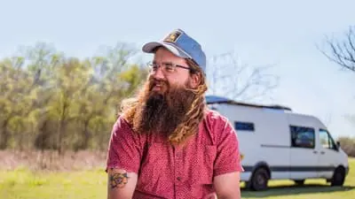 Van Go_backdropimg