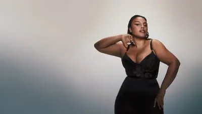 Victoria's Secret: The Tour '23_backdropimg